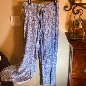 light blue & white wide leg, ruffled pants, size L, new w/tags